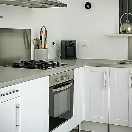 L'alzelle Apartment *