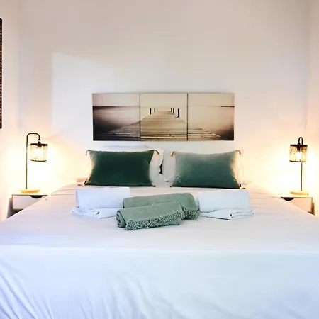 L'alzelle Apartment *