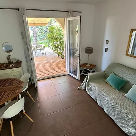 L'alzelle Apartment